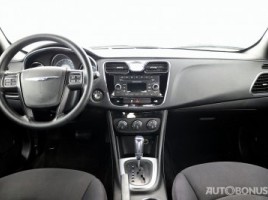 Chrysler 200 | 4
