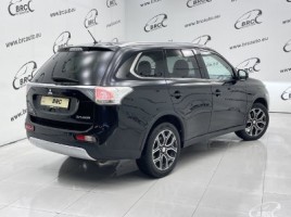 Mitsubishi Outlander | 2