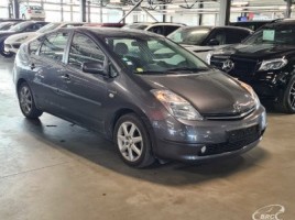 Toyota Prius | 3