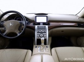Honda Legend, 3.5 l., saloon | 4