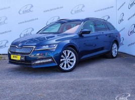 Skoda Superb universalas