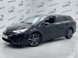Toyota Avensis, 2.0 l., universal | 0
