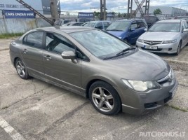 Honda Civic saloon