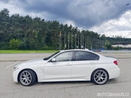 BMW 330 | 3