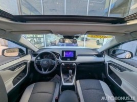 Toyota RAV4 | 2