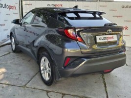 Toyota C-HR | 4