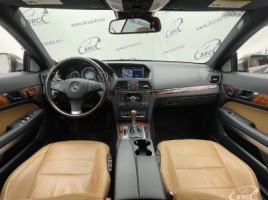 Mercedes-Benz E550 | 2