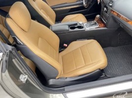 Mercedes-Benz E550 | 4