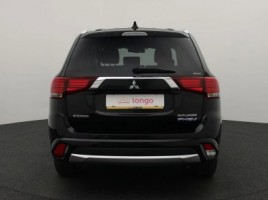 Mitsubishi Outlander | 4