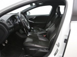 Volvo V40 | 3