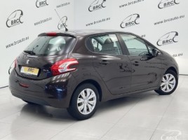 Peugeot 208 | 1