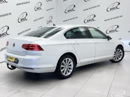 Volkswagen Passat | 1