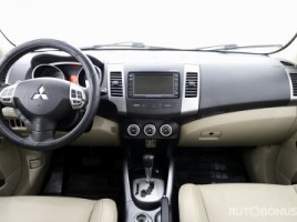 Mitsubishi Outlander, 2.4 l., cross-country | 4