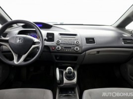 Honda Civic, 1.8 l., Седан | 4
