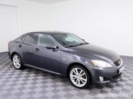 Lexus IS 220