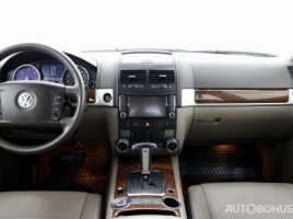 Volkswagen Touareg, 3.0 l., visureigis | 4