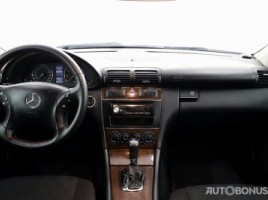 Mercedes-Benz C200, 1.8 l., sedanas | 4