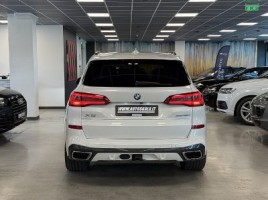 BMW X5, 4.4 l., visureigis | 2