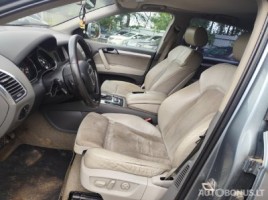 Audi Q7 | 1