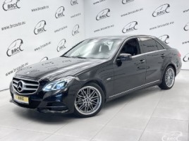 Mercedes-Benz E200, 2.1 l., sedanas | 0