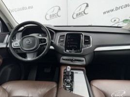 Volvo XC90 | 4