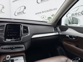 Volvo XC90 | 4