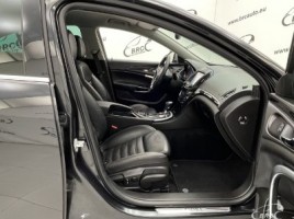 Opel Insignia, 1.6 l., hatchback | 3