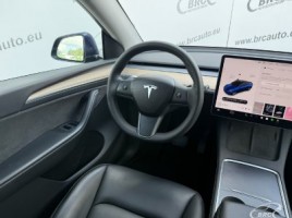 Tesla Model Y | 3
