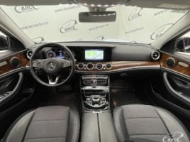 Mercedes-Benz E220, 2.0 l., sedanas | 2