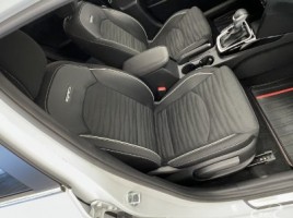 Kia Cee'd, 1.5 l., hatchback | 4