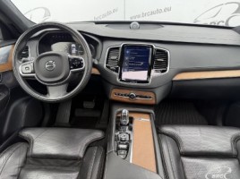 Volvo XC90 | 3