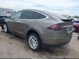 Tesla Model X, visureigis | 2