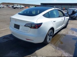 Tesla Model 3, Седан | 3