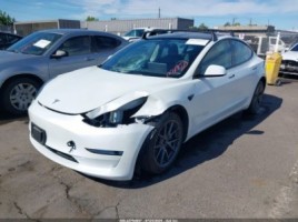 Tesla Model 3, Седан | 1