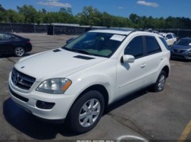 Mercedes-Benz ML350, Внедорожник | 1
