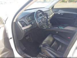 Volvo XC90 | 4