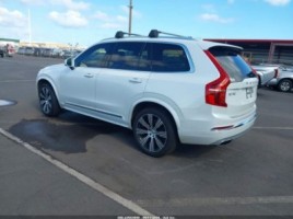 Volvo XC90 | 2