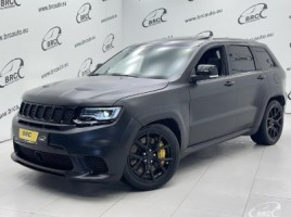 Jeep Grand Cherokee cross-country