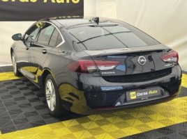 Opel Insignia, saloon | 3