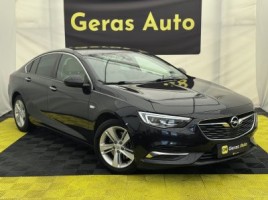 Opel Insignia, saloon | 1