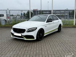 Mercedes-Benz C450 sedanas