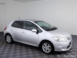 Toyota Auris hečbekas
