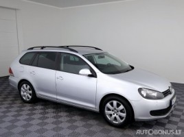 Volkswagen Golf universalas