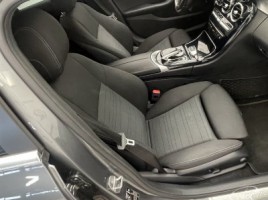 Mercedes-Benz C220 | 4