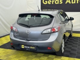 Mazda 3 | 3