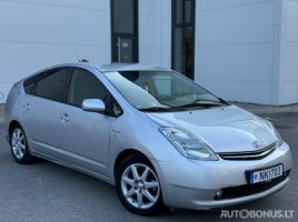 Toyota Prius hečbekas
