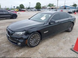 BMW 740 sedanas