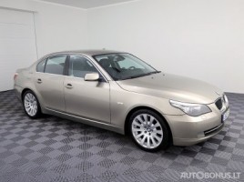 BMW 523