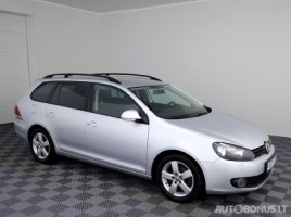 Volkswagen Golf universalas