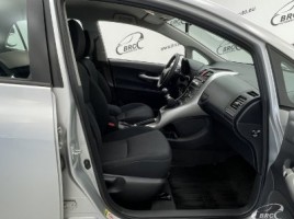 Toyota Auris, 1.6 l., Хэтчбек | 2